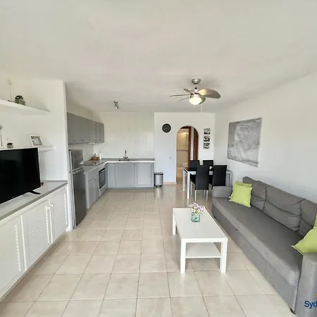 Apartamento En Los Acantilados De Los Gigantes *